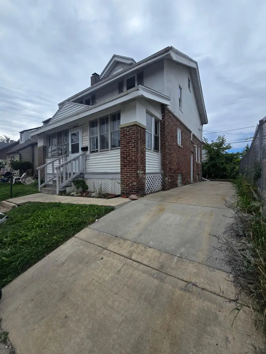 2563 N Hubbard St, Milwaukee, WI 53212 - #2