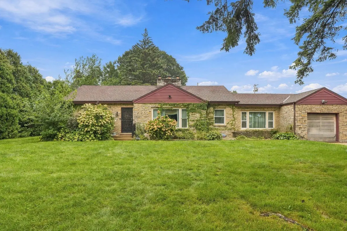 5734 N 74th St, Milwaukee, WI 53218 - #1
