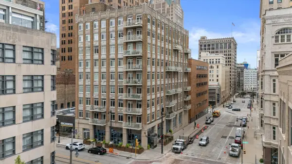 741 N Milwaukee St, Milwaukee, WI 53202