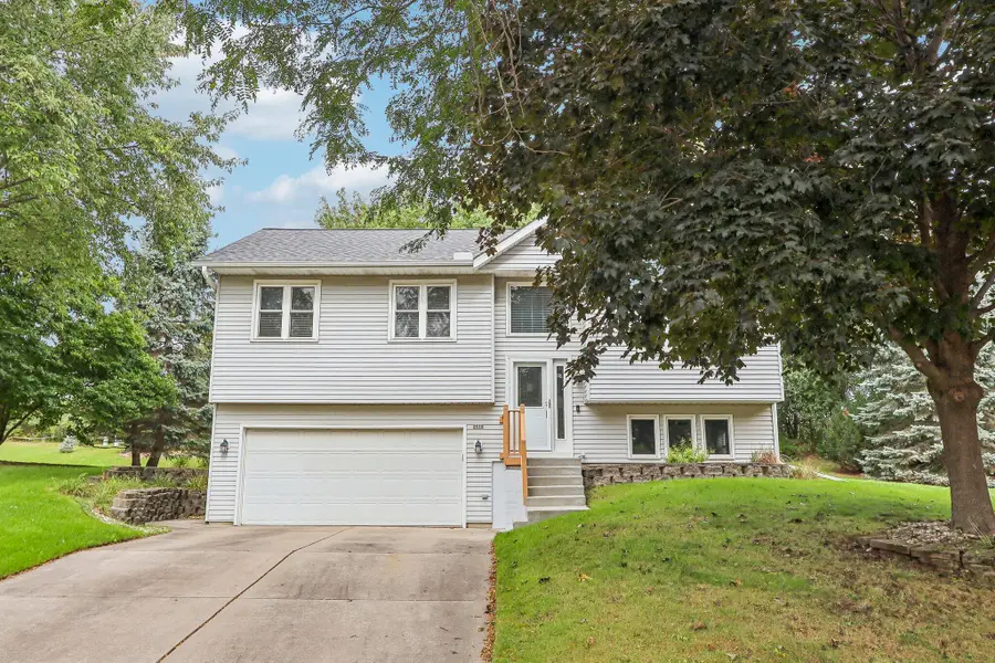 2416 Brentwood Dr, Waukesha, WI 53188 - #2