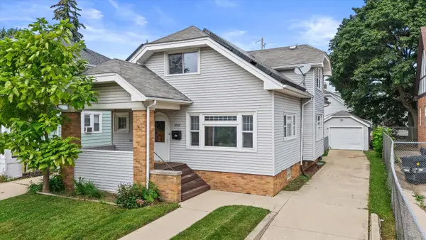 3002 Bate St, Racine, WI 53403