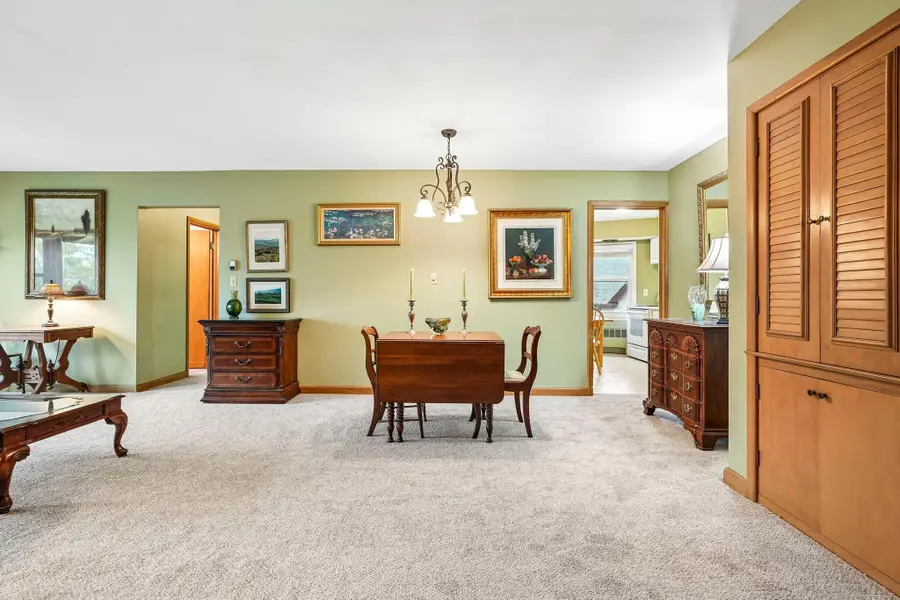 4102 N Wilson Dr, Shorewood, WI 53211 - #3