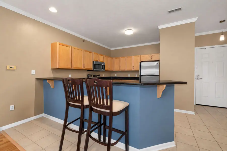1220 E Locust St, Milwaukee, WI 53212 - #3