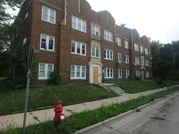928 W Meinecke Ave, Milwaukee, WI 53206