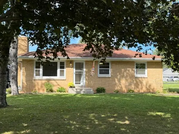 3472 E Ryan Rd, Oak Creek, WI 53154