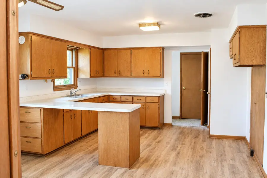 707 Emmer Ave, Fredonia, WI 53021 - #2