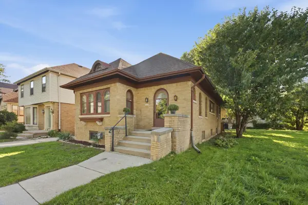 3035 N 55th St, Milwaukee, WI 53210
