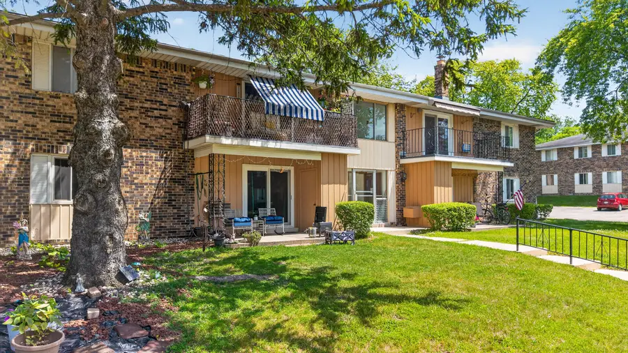 3407 S Pine Ave, Milwaukee, WI 53207 - #3