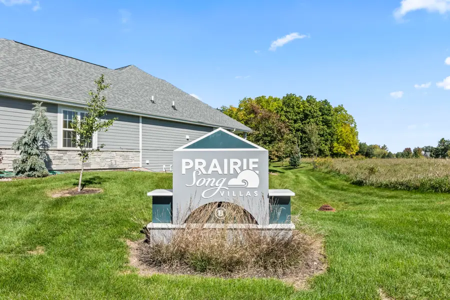 410 Prairie Song Ct, Waukesha, WI 53188 - #2