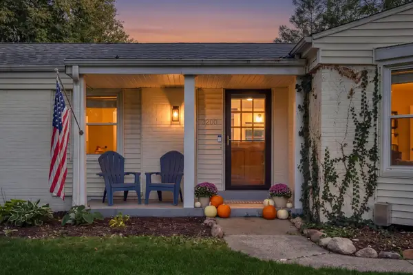 3200 Jerri Ct, Brookfield, WI 53045
