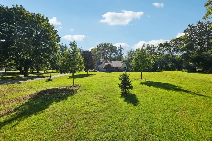 9151 W Grange Ave, Greendale, WI 53130 - #3