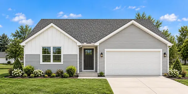 213 Lilac Ln, Delavan, WI 53115
