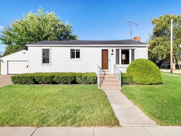 2618 Lincoln Ave, Two Rivers, WI 54241
