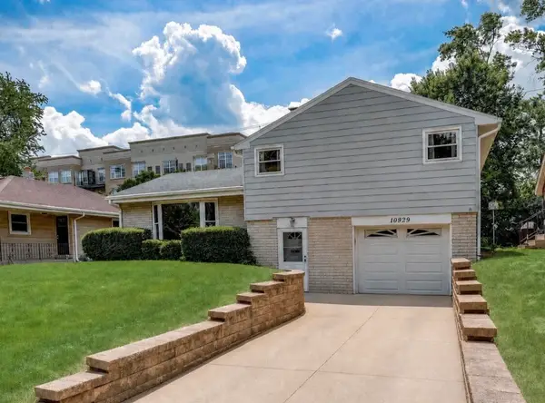 10929 W Harvard Ln, Wauwatosa, WI 53226