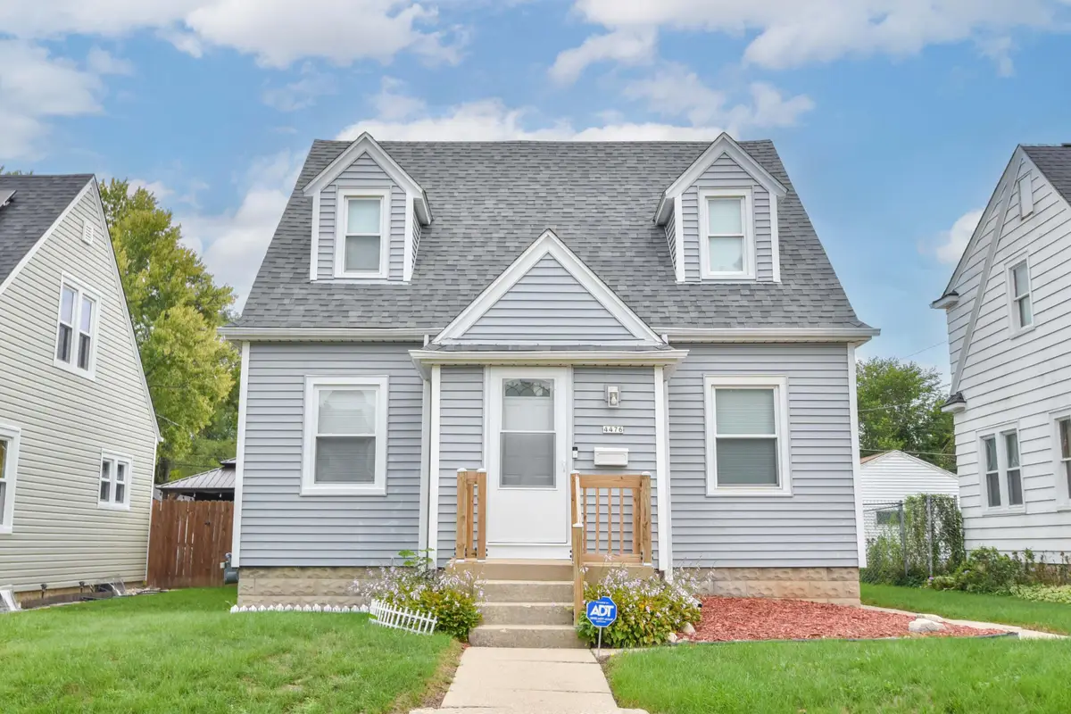 4476 N 54th St, Milwaukee, WI 53218 - #1