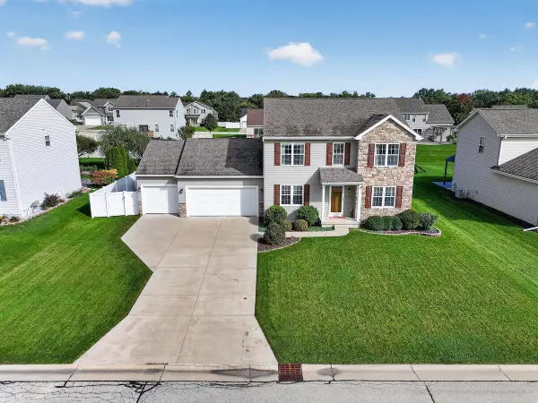 6524 Biscayne Ave, Mount Pleasant, WI 53406