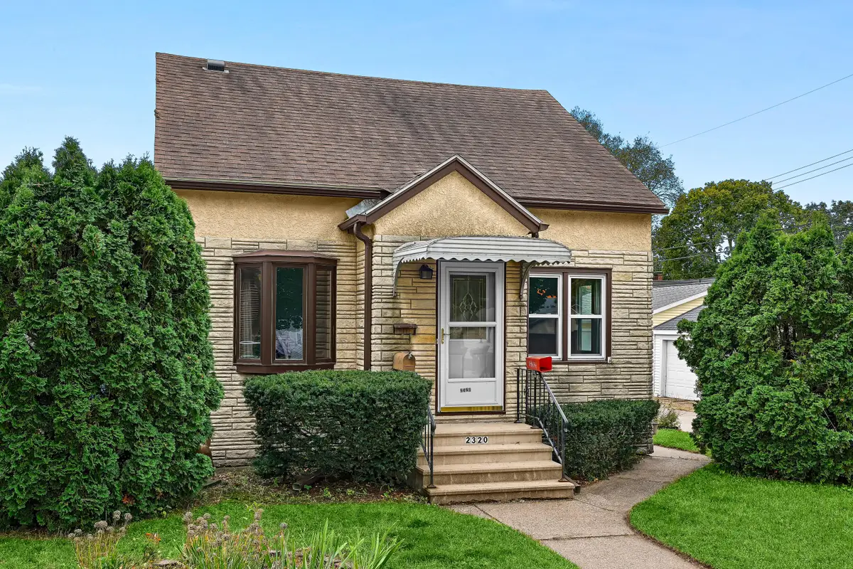 2320 Madison St, La Crosse, WI 54601 - #1
