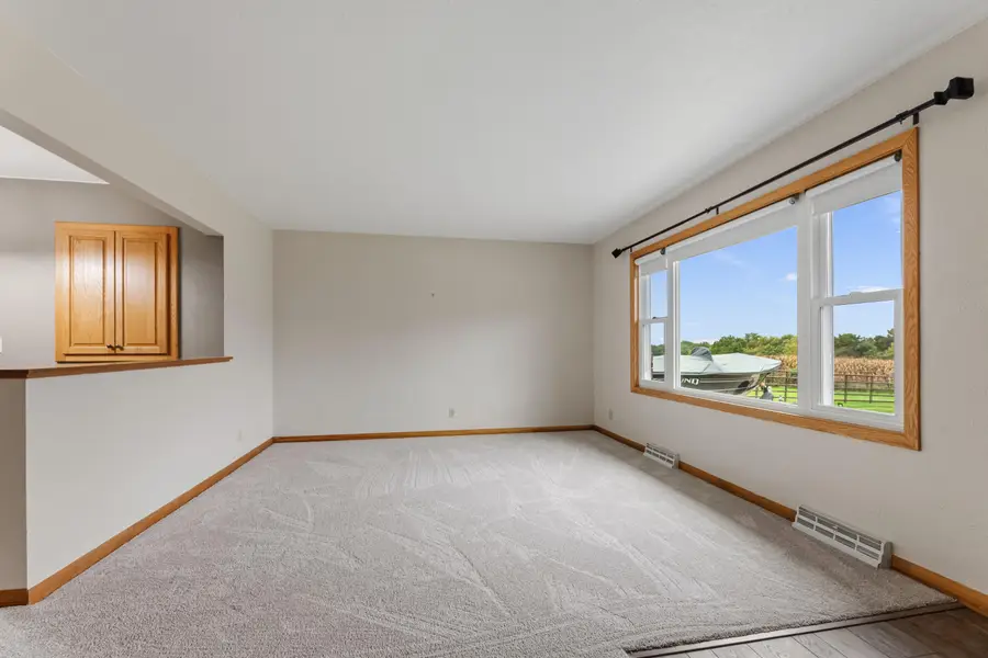 823 East St S, Caledonia, MN 55921 - #3