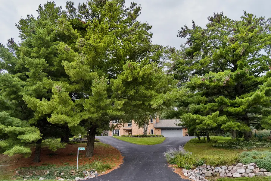 W2628 Copperhead Ln, Lafayette, WI 53121 - #3