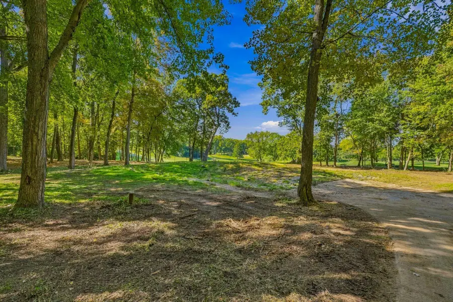 N67W31186 Chenequa Cir, Merton, WI 53029 - #3