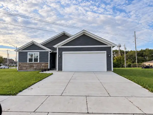 5704 55th St, Kenosha, WI 53140
