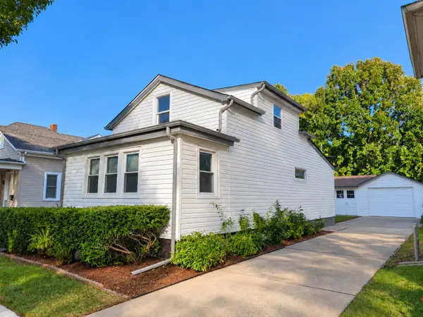 1437 Park Ave, Racine, WI 53403