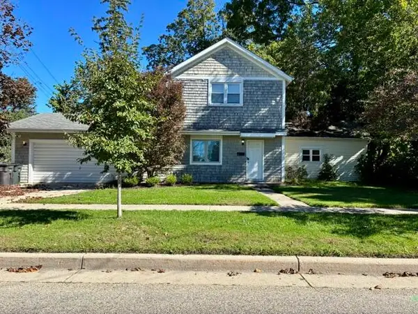 717 Center St, Lake Geneva, WI 53147