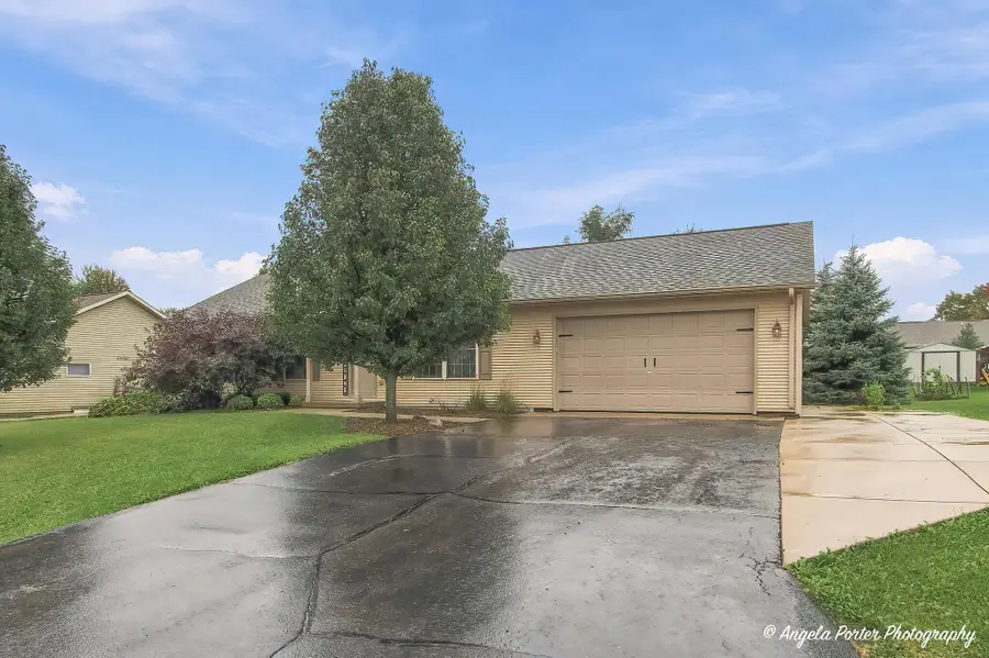 343 Homestead Dr, Twin Lakes, WI 53181 - #2