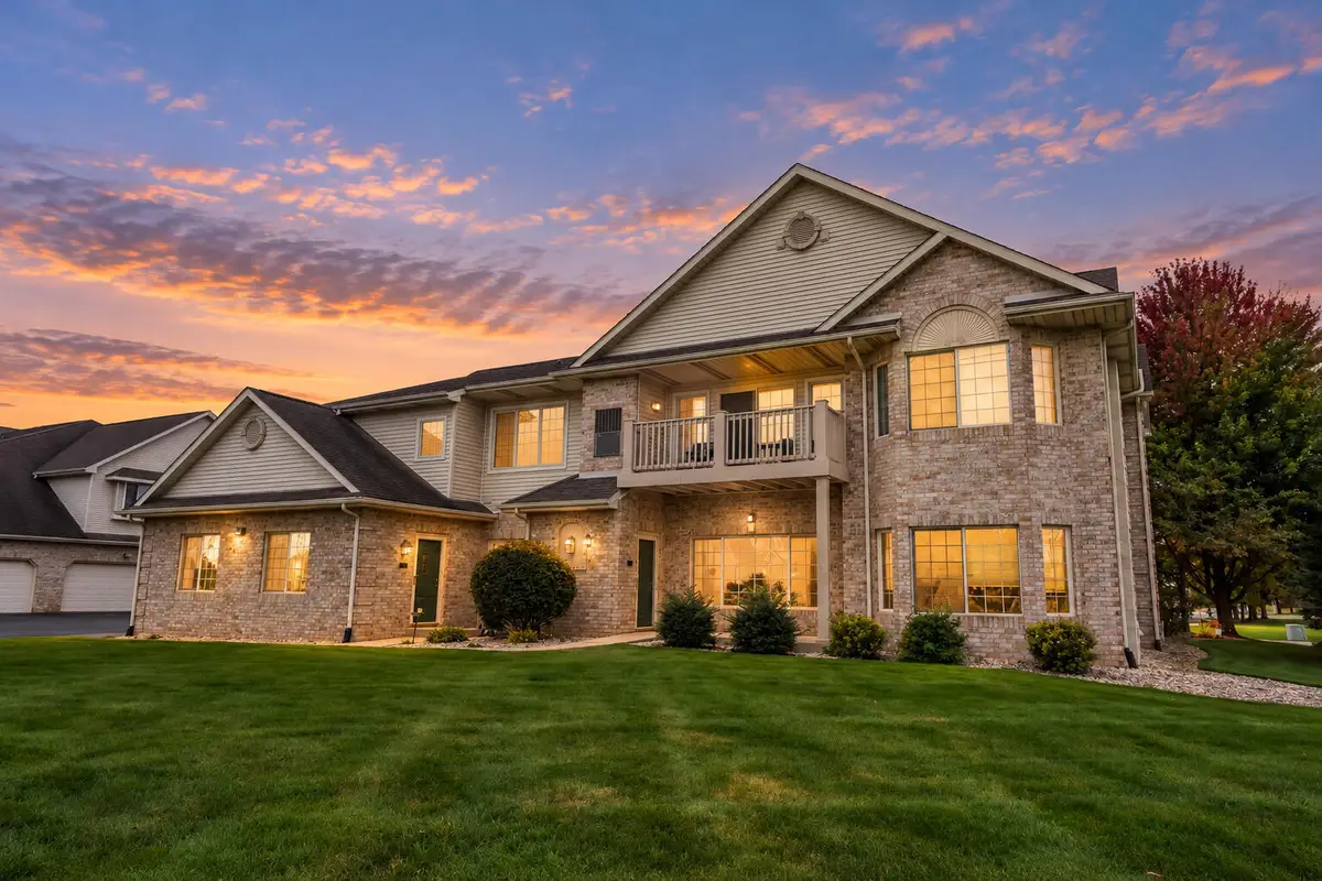 1527 Summerset Dr, Mount Pleasant, WI 53406 - #1