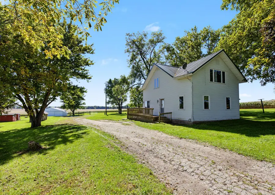 N7097 Nielson Ln, Milford, WI 53038 - #3