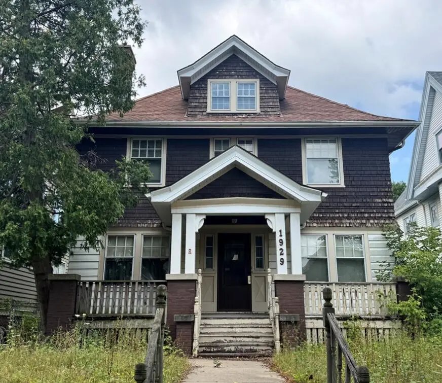 1929 N 49th St, Milwaukee, WI 53208 - #1