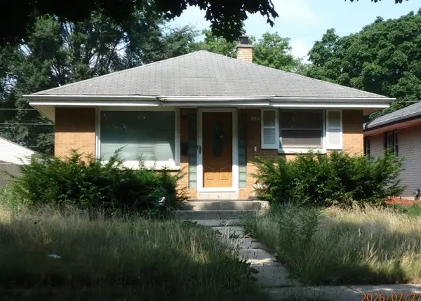 4685 N 71st St, Milwaukee, WI 53218