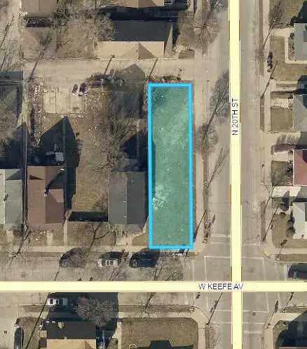 2002 W Keefe Ave, Milwaukee, WI 53206