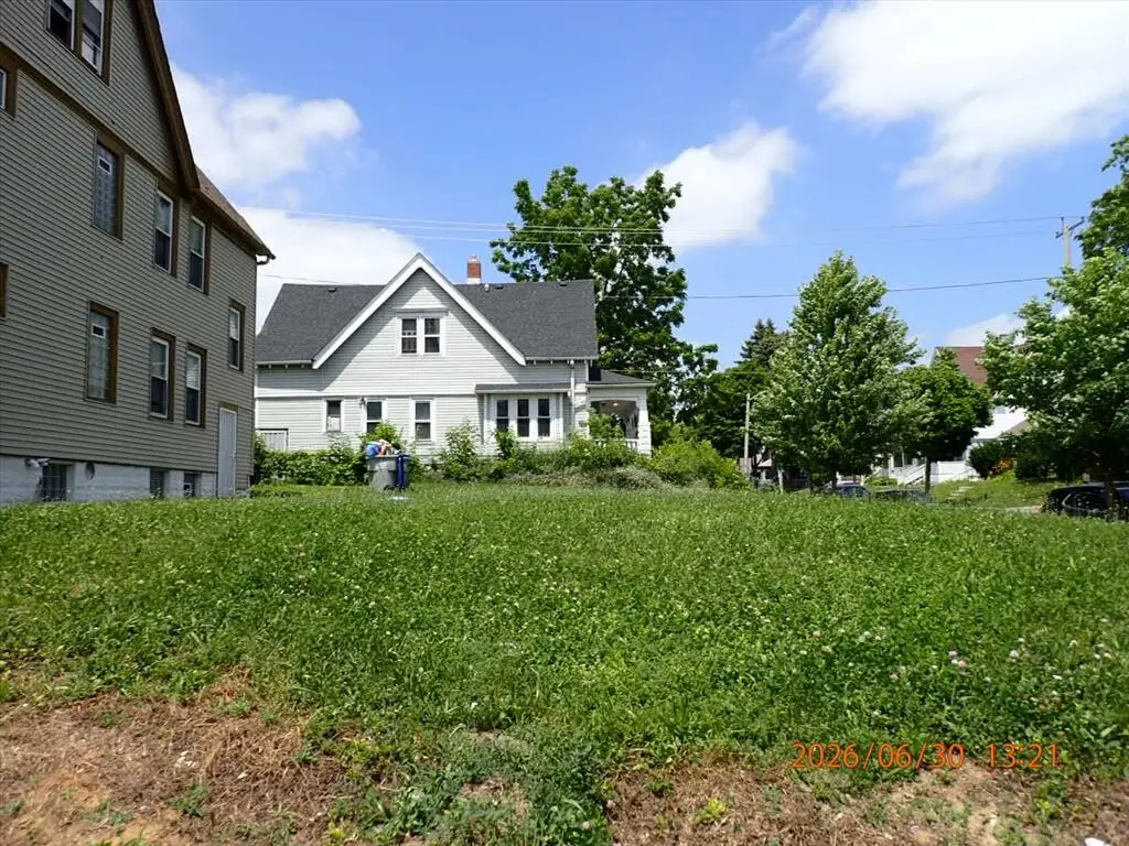 1400 W Burleigh St, Milwaukee, WI 53206 - #1