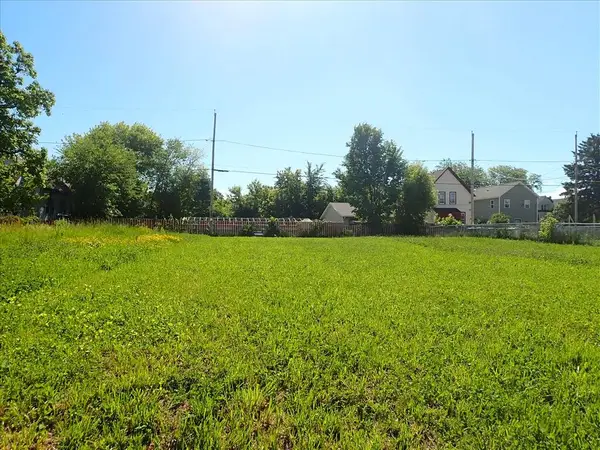 1936 N 30th St, Milwaukee, WI 53208