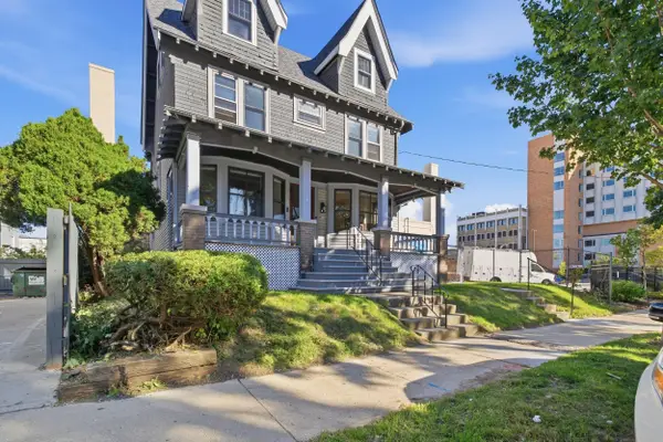 826 N 28th St, Milwaukee, WI 53208