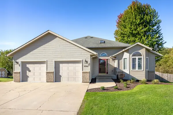 4760 Roesler Pl, La Crosse, WI 54601