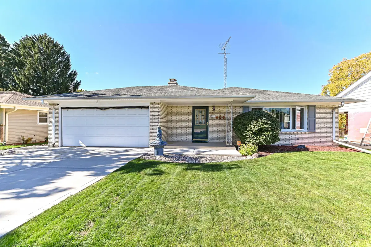 3170 Taylor Ave, Racine, WI 53405 - #1