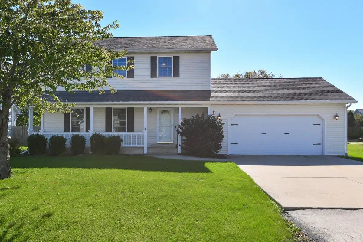 2819 Frontier Dr, Caledonia, WI 53404 - #1