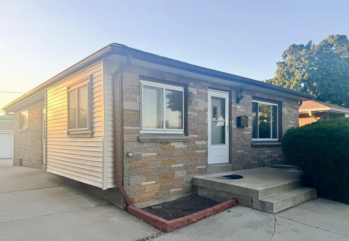 3413 S 2nd St, Milwaukee, WI 53207 - #1