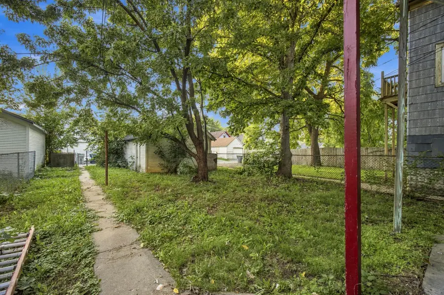 2625 N 37th St, Milwaukee, WI 53210 - #3