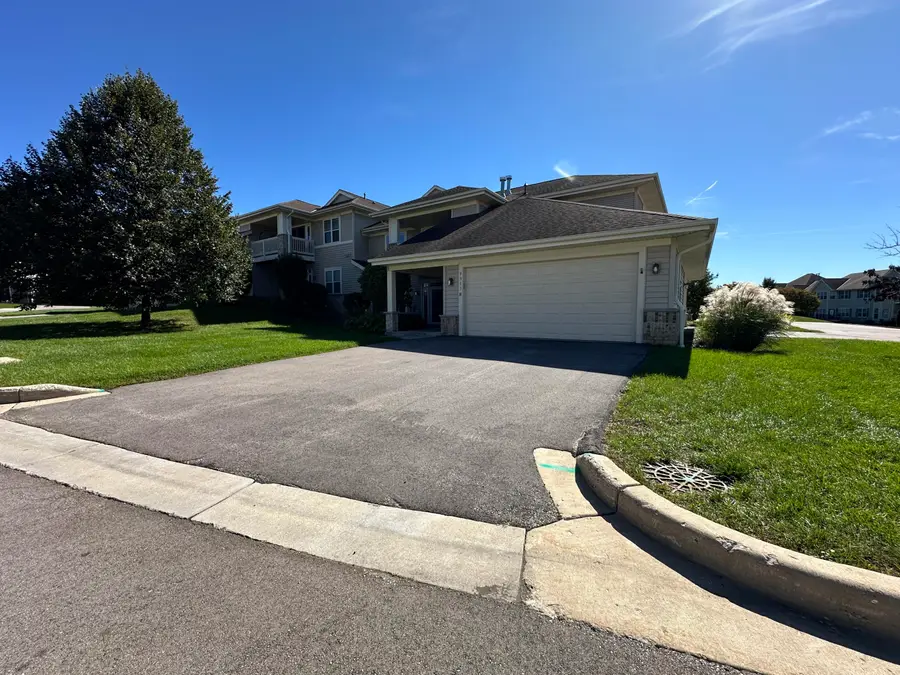 9313 S Cobblestone Way, Franklin, WI 56313 - #2