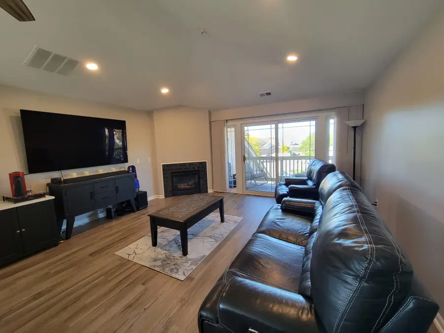 9313 S Cobblestone Way, Franklin, WI 56313 - #3