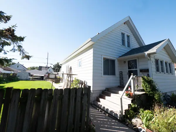 2131 S 62nd St, West Allis, WI 53219