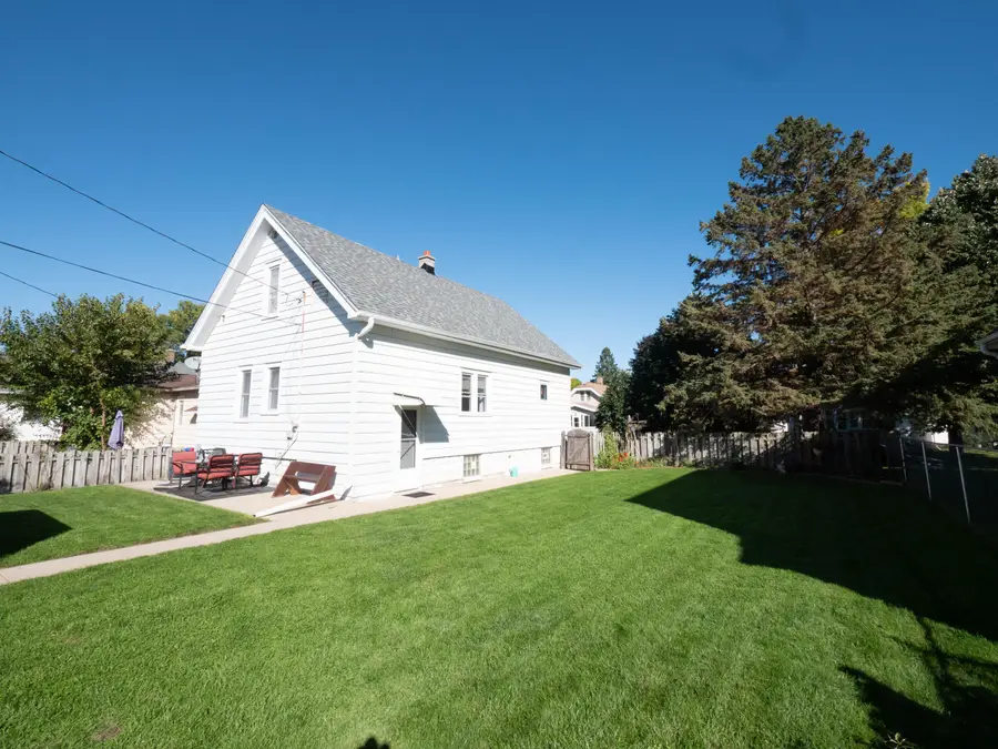2131 S 62nd St, West Allis, WI 53219 - #3