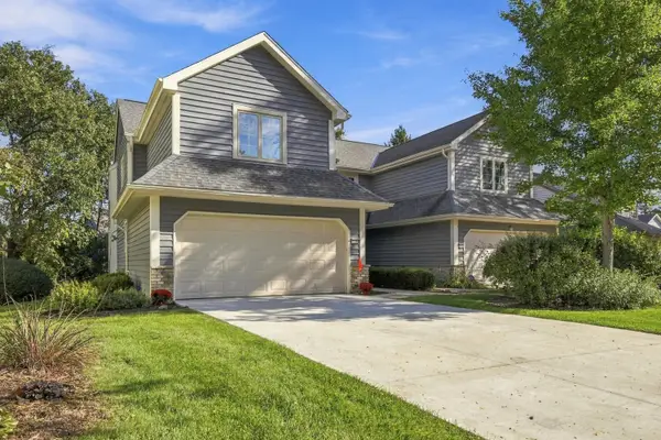 7534 W Tuckaway Creek Dr, Franklin, WI 53132