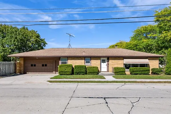 1706 Humboldt Ave, Sheboygan, WI 53081