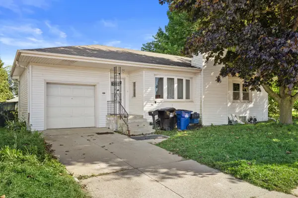 2063 Mount Pleasant St, Racine, WI 53404