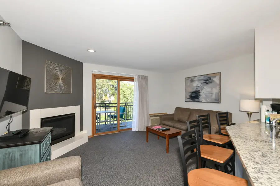 111 Center St, Lake Geneva, WI 53147 - #2