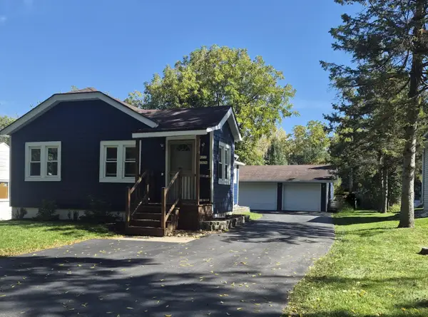 W277N2836 Chicago Ave, Pewaukee, WI 53072